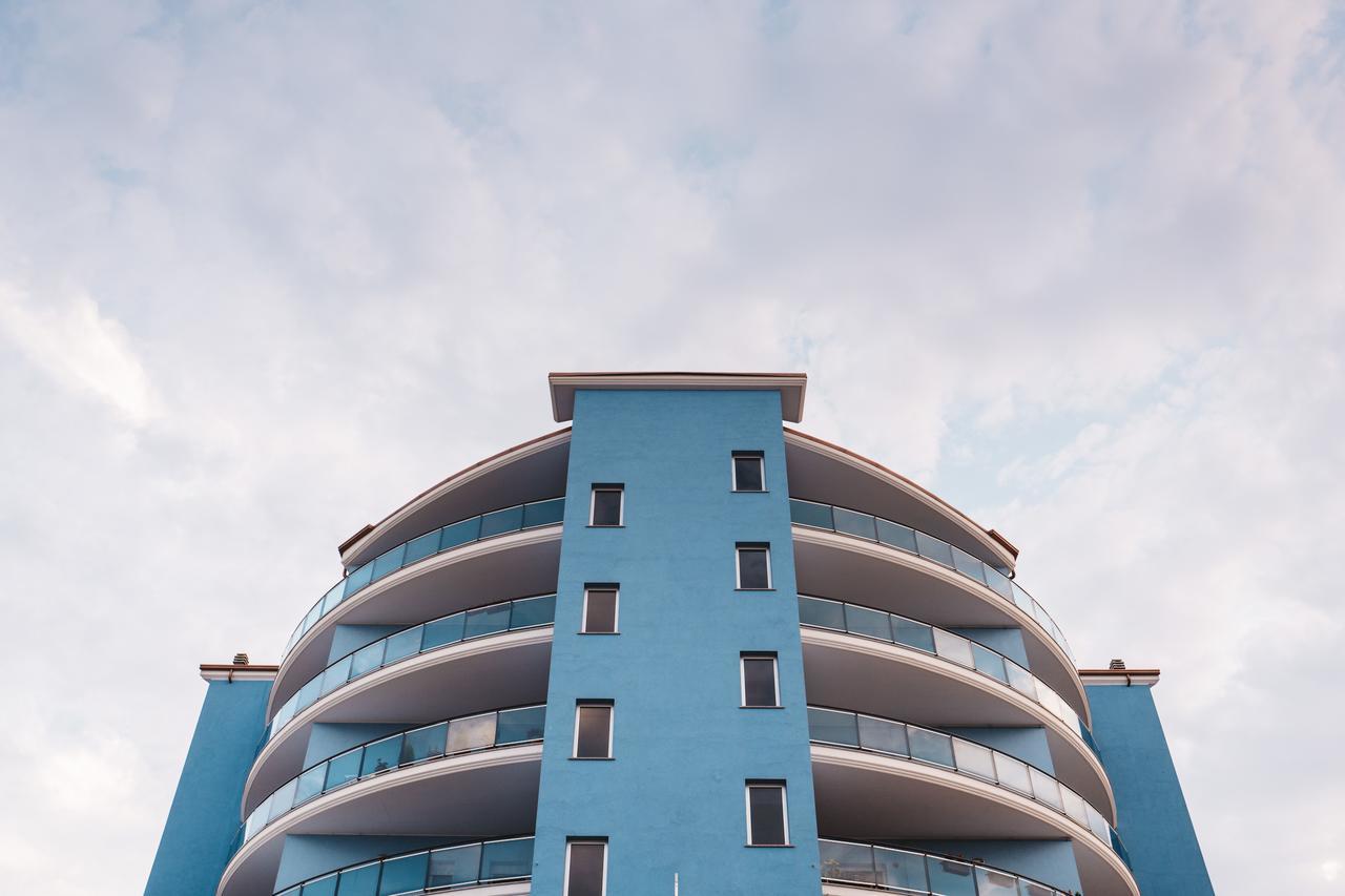 B&B Palazzo Del Toro Montesilvano Bagian luar foto